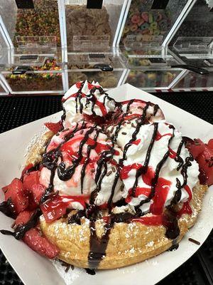 Strawberry Overload- fresh Belgian waffles with strawberry cheesecake ice cream!  #lucyswaffles #waffles #brunch #icecream