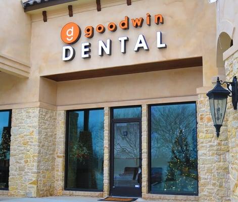 Exterior of Dental Office; next to Acconciature Salon & Spa