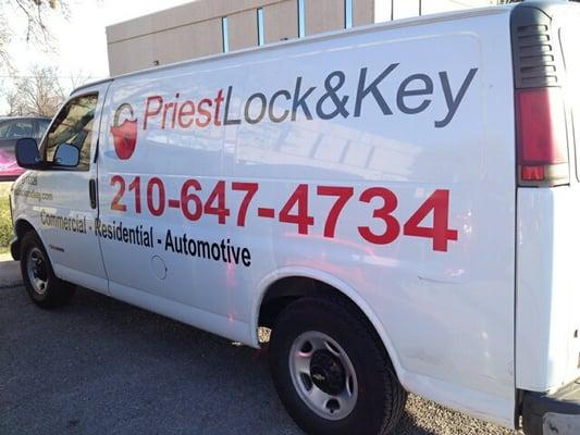 Commercial residential automotive locksmith