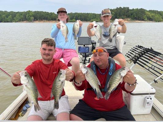 Crappie guide service Barton Outfitters always finds the fish.