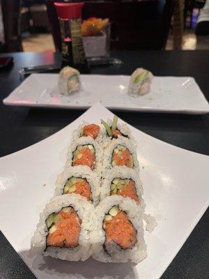 Spicy Tuna Roll *