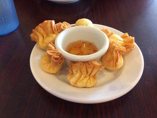 Crab Rangoon's