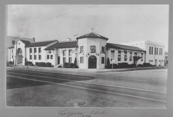 The Ligure Club in 1938, at 4799 Shattuck, now the home of the Omni Oakland Commons.