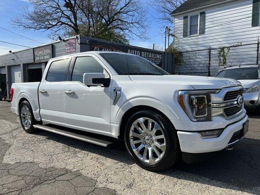 Luxury 2022 Ford F-150 
Limited