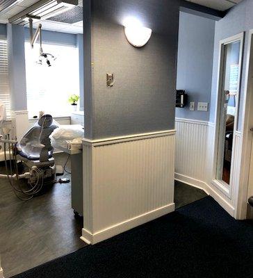 Interior Office of Dr. Maria Concepcion DMD - Advanced Endodontics