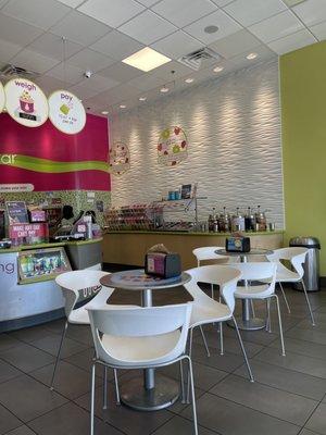 Fun place to grab a sweet treat. Big selection of ice cream flavors (they rotate) and lots of toppings available