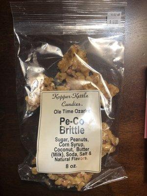 Kopper Kettle Pe-Co brittle. Peanut & coconut brittle