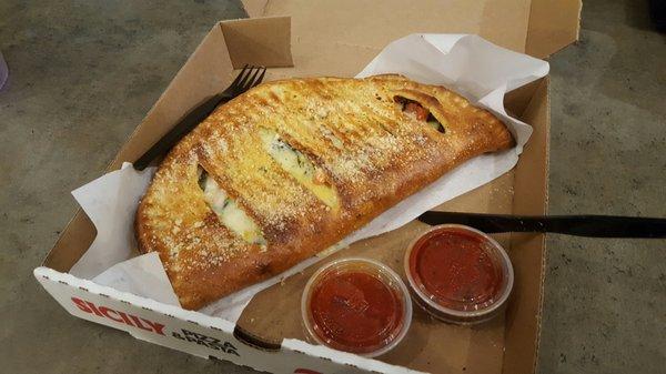 Medium calzone