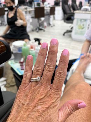 Pink Nails Day Spa