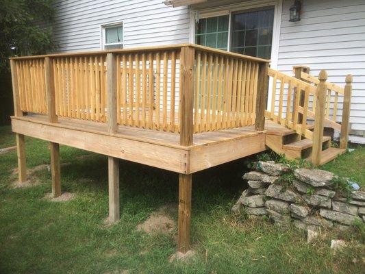 We build decks