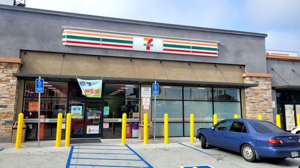 7-Eleven