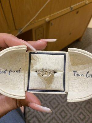 Princess cut engagement ring