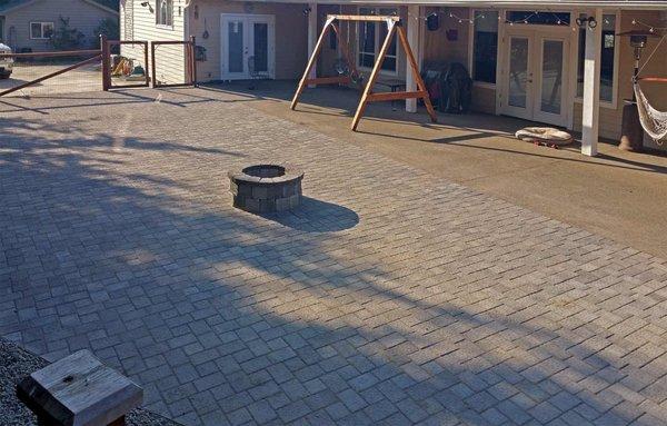 Large backyard paver patio