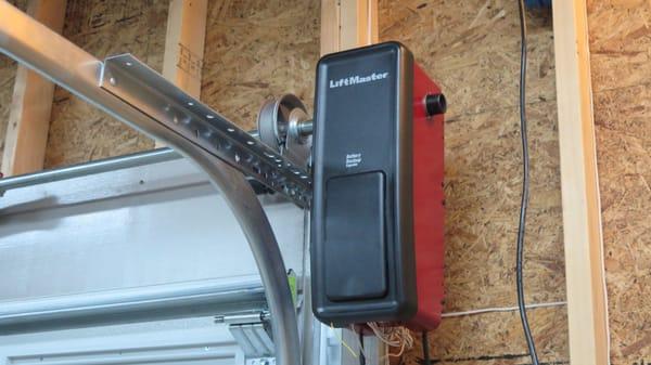 Our Liftmaster Jack-Shaft Opener clears up ceiling space for a car lift, or high-lift door.