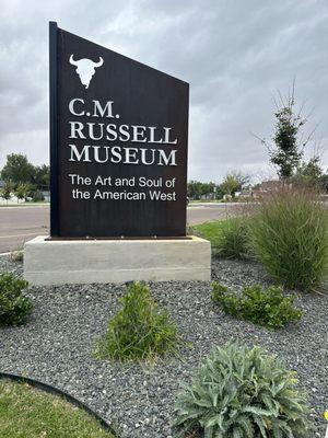 The entry sign to the C.M. Russell Museum.