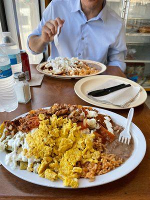 CHILAQUILES PLATE!