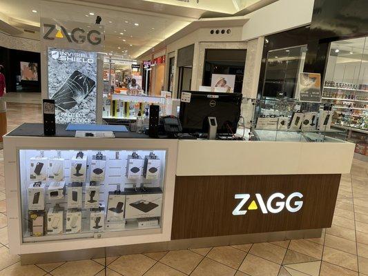 ZAGG Willowbrook