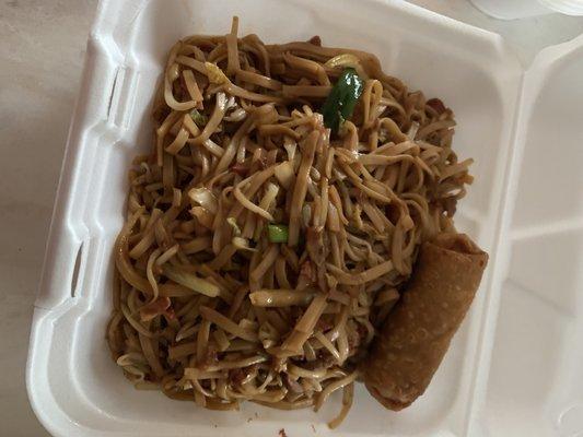 Lo mein lunch special with added eggroll