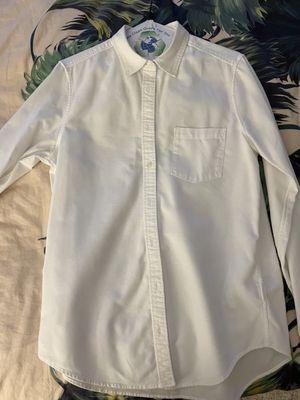 A simple woman's cotton shirt from GAP, nothing special...