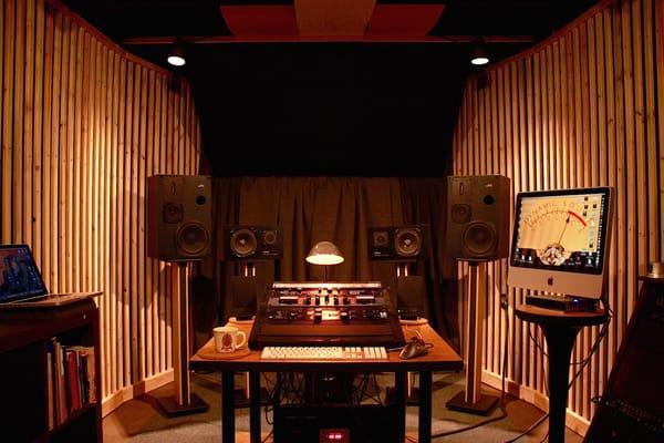 Dynamic Sound Service - Audio Mastering
 
 http://dynamicsoundservice.com