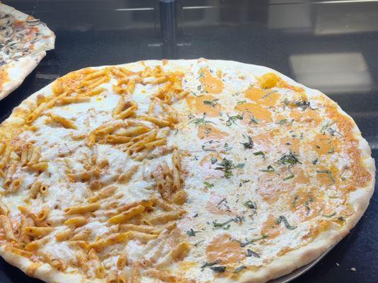 Penne Vodka pizza