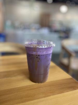 Ube phe latte