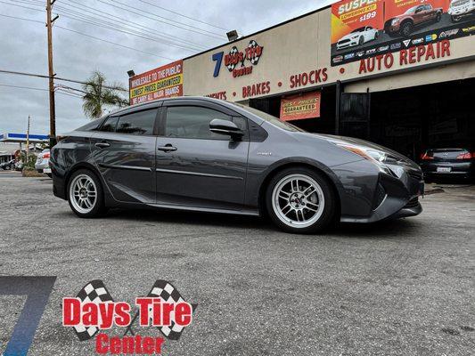 Kumho Tires on lowered prius!