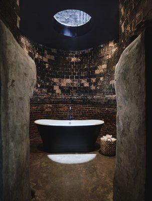 Ritual Tub