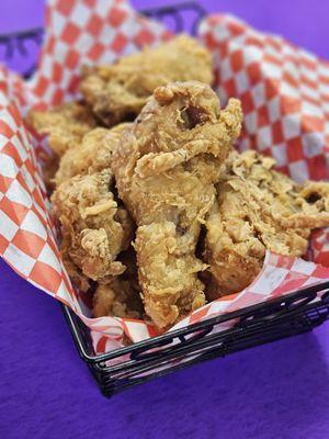 Crispy fried chicken or wings with sweet spicy sauce or honey butter sauce