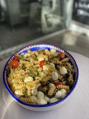 Pasta di Gragnano con verdure e curvino mozzarella