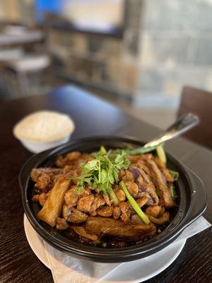 Diced salty fish, chicken, and eggplant clay pot