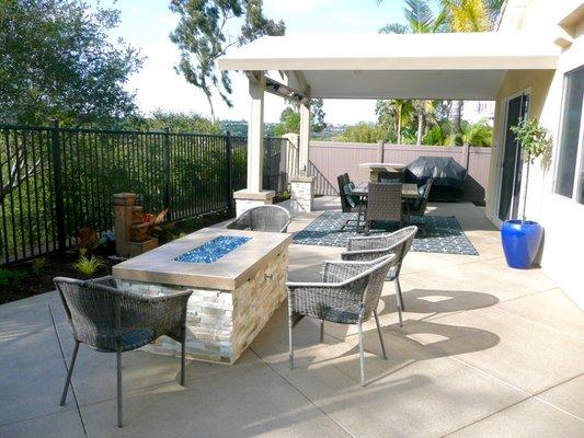 Side view of Gabled Patio with stone support columns