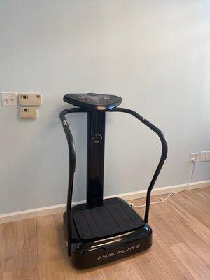 Vibration plate for lymphatic stimulation