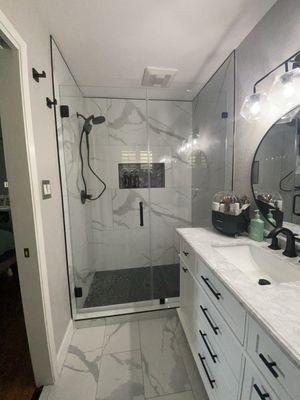 Frameless Shower Glass and Door