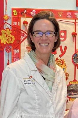 Meet Dr. Betsy Duell