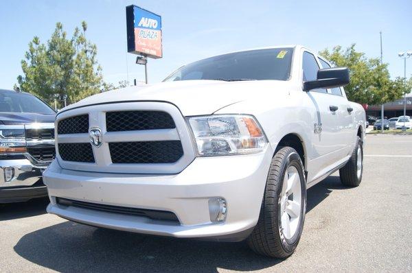 2016 Ram 1500 Crew Cab Low Miles Easy Financing!