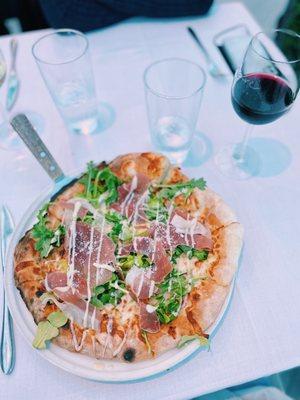 Prosciutto pizza