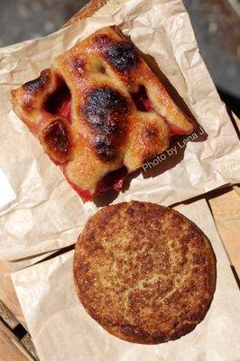 Sweet Focaccia ($4?) and Onion Cookie ($3)