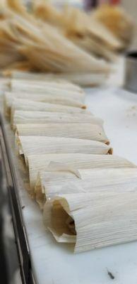 Tamales de mole, rajas con queso, Chile Verde