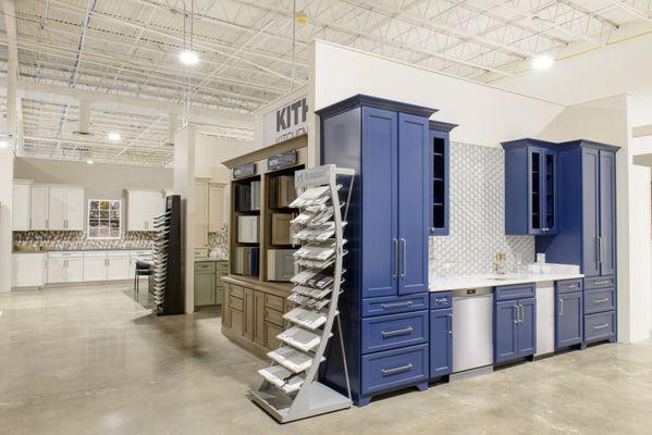 Cabinet displays inside Super Home Center - Bowling Green, Kentucky