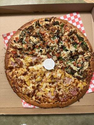 Large, 1/2 deluxe Hawaiian 1/2  Spinach Garlic Chicken Pizza