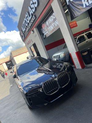 New BMW, 7 series glass repair El Cajon