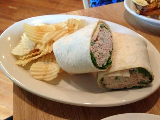 Tuna wrap and chips.