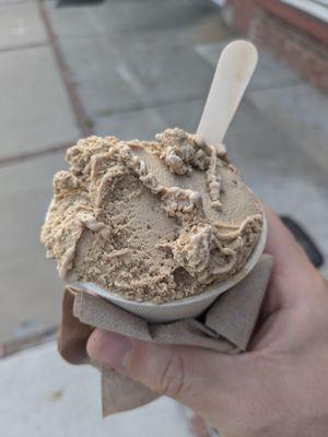 Espresso flavored gelato