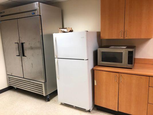 Kitchen - equip with refrigerator, freezer, ice machine, and microwave. No oven, no stove.