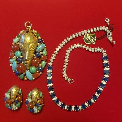 I buy vintage costume jewelry