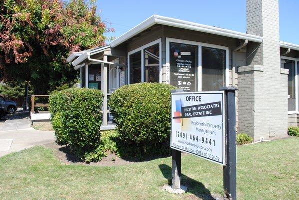 Huston Associates Real Estate Inc 3138 Pacific Ave, Stockton CA