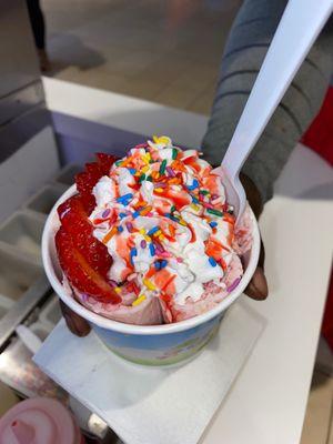 Strawberry banana (pink banana) w (Fresh strawberries, whipped cream, rainbow sprinkles, strawberry syrup)