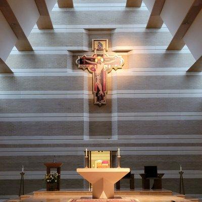 Sanctuary set up for Latin Mass