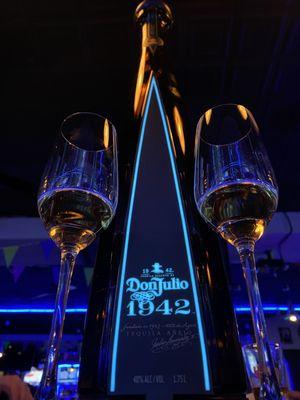 Don julio 1942 teuila